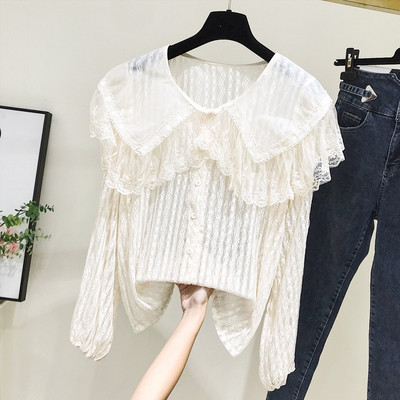 Camasa de dama model nou cu decolteu rotund si nasturi in bej si alb