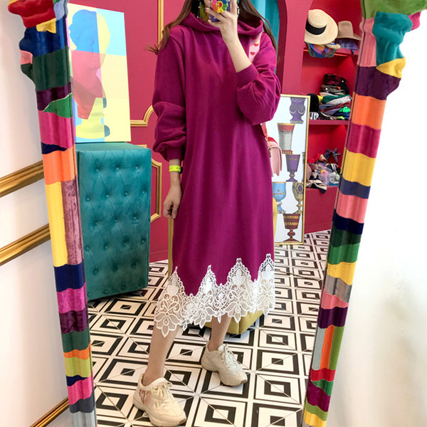 Γυναικείο μακρύ φόρεμα με μακρύ μανίκι και κολάρο με δαντέλα