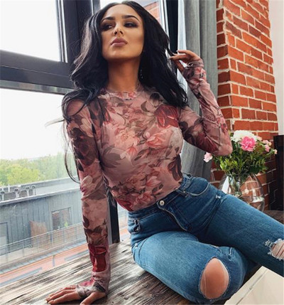 Bluză casual de damă cu model floral și decolteu oval