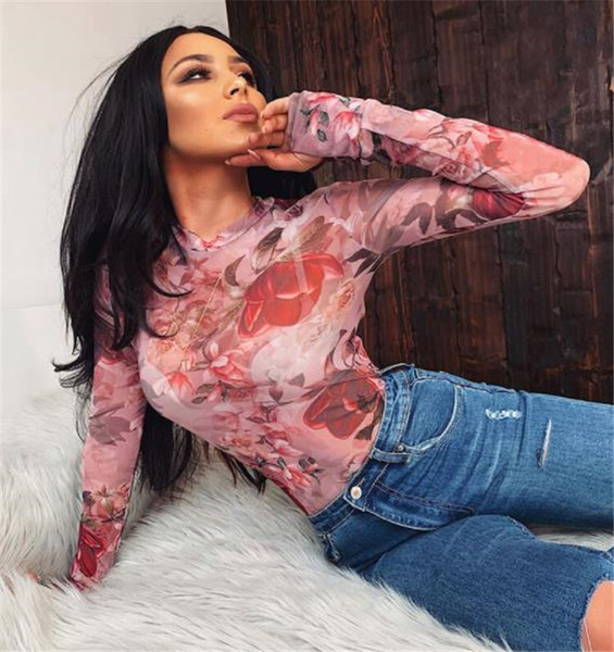 Bluză casual de damă cu model floral și decolteu oval