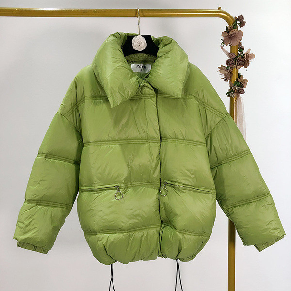 Geaca scurta de iarna cu sireturi si fermoar in culorile verde, mov si negru