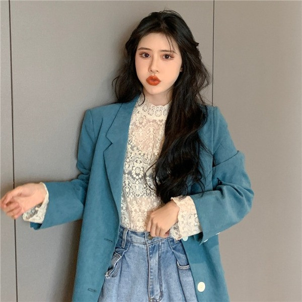 Modern női csipkeblúz fehér színben