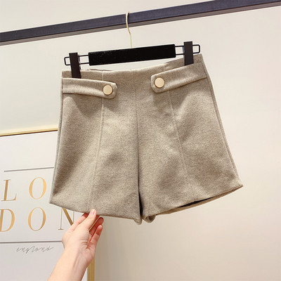 Pantaloni scurți de iarnă cu nasturi în două culori