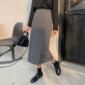 Női szoknya két színű egyenes modellben, magas derékkal