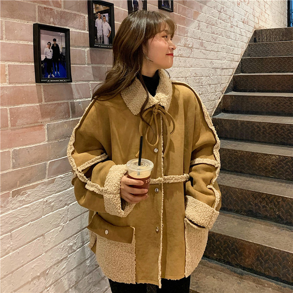 Palton de dama model larg cu captuseala moale si buzunare