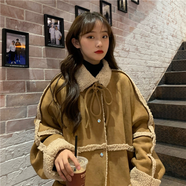 Palton de dama model larg cu captuseala moale si buzunare