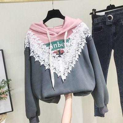 Hanorac de dama modern cu gluga si aplicatie in gri si rosu