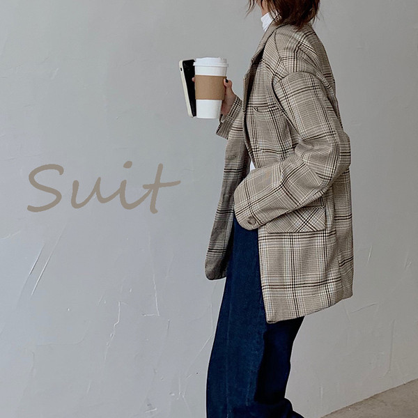 Geaca de dama moderna in carouri cu buzunare