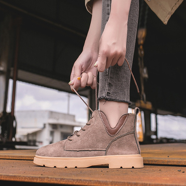 Ghete de dama moderne cu talpa plate in mai multe culori