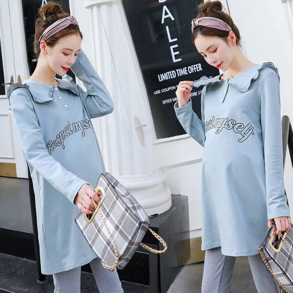 Tunica de dama moderna cu inscriptie si nasturi potrivita pentru gravide