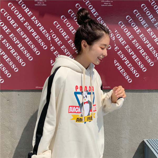 Hanorac de zi cu zi pentru femei în două culori, cu glugă și aplicație