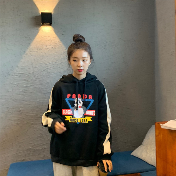 Hanorac de zi cu zi pentru femei în două culori, cu glugă și aplicație