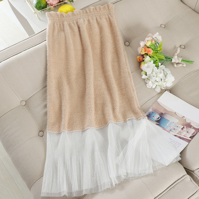 Női szoknya magas derékkal, több színben tüllel
