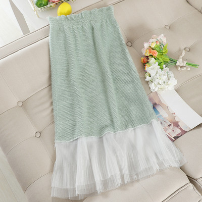 Női szoknya magas derékkal, több színben tüllel