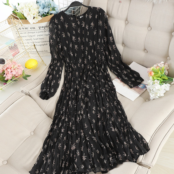 Rochie lunga de dama cu decolteu rotund in trei culori