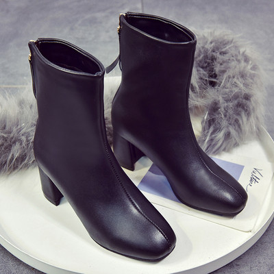 Cizme de dama din piele cu toc gros in negru si bej