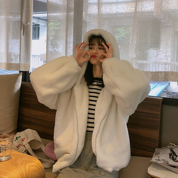 Canalizare pentru femei de ultimă generație cu prindere în două culori