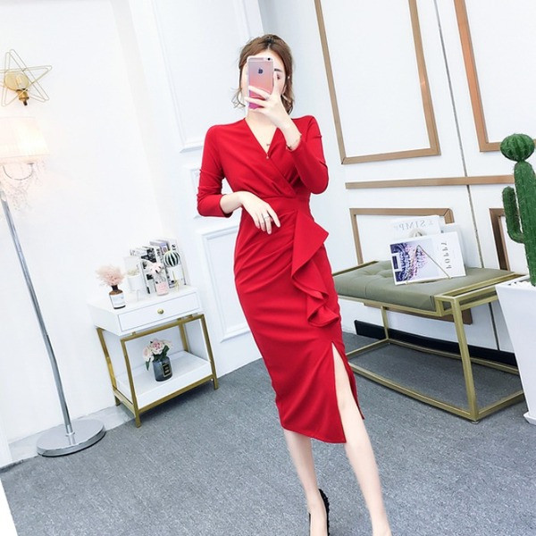 Модерна дамска рокля с дълъг ръкав и шпиц деколте в червен и син цвят