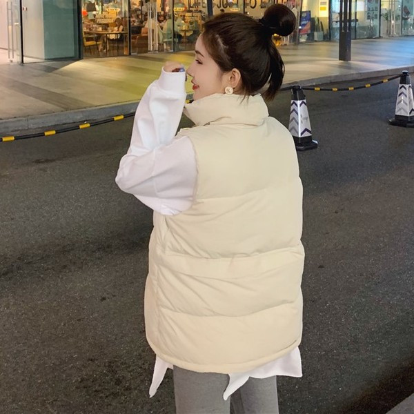 Női széles blúz fehér és szürke rátéttel