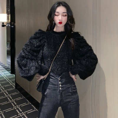 Bluză cu puf, cu mâneci largi, în culorile alb, roz și negru