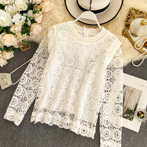 Bluza dama din dantela cu decolteu rotund in trei culori