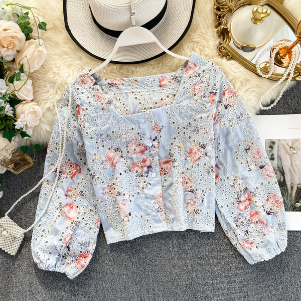 Cămașă de damă cu model floral și dantelă în trei culori