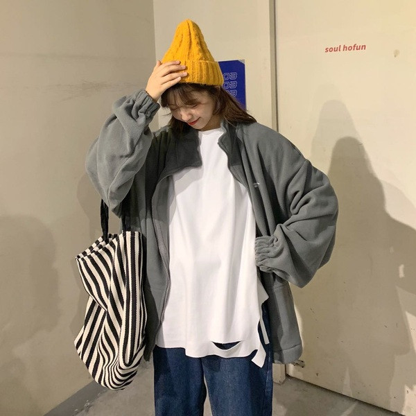 Bluza casual dama model larg alb cu motive rupte