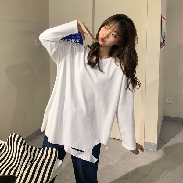 Bluza casual dama model larg alb cu motive rupte