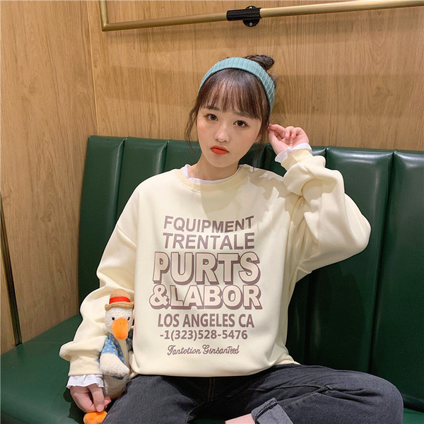 Bluza casual dama in trei culori cu aplicatie si decolteu oval