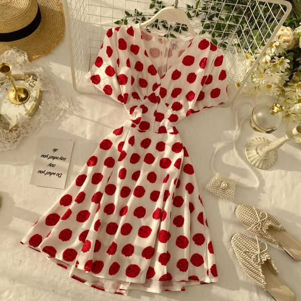 Γυναικείο μοντέρνο φόρεμα με λαιμόκοψη με φερμουάρ