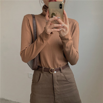 Bluza de dama molata din tricotat subtire cu guler polo in mai multe culori