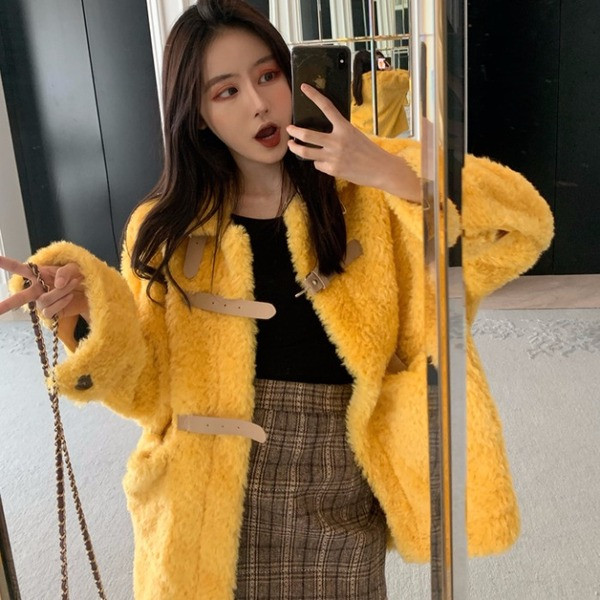 Ежедневно дамско палто с висока яка в жълт и зелен цвят