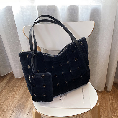 Geanta de dama cu fermoar alb-negru