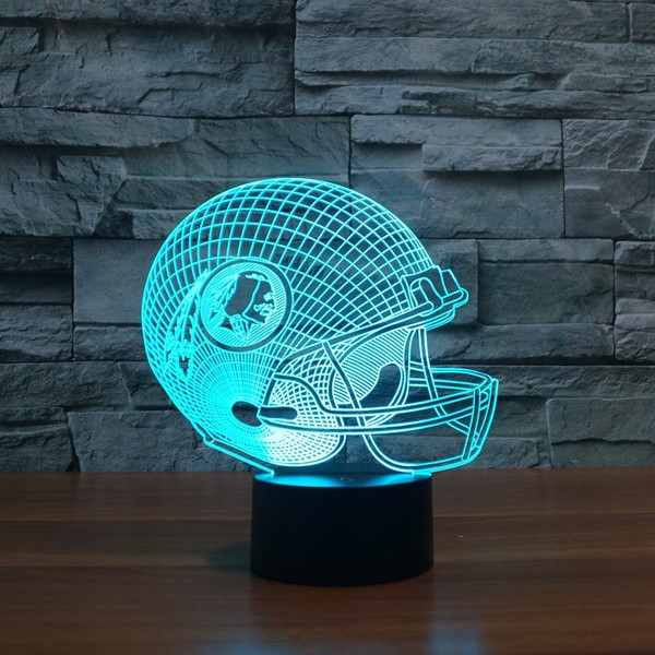 Asztali 3D LED lámpa színtávirányítóval, sisak formájában