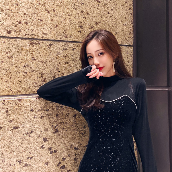 Rochie de dama eleganta din catifea cu efect stralucitor in negru