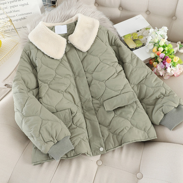 Geaca de dama cu nasturi si guler in mai multe culori