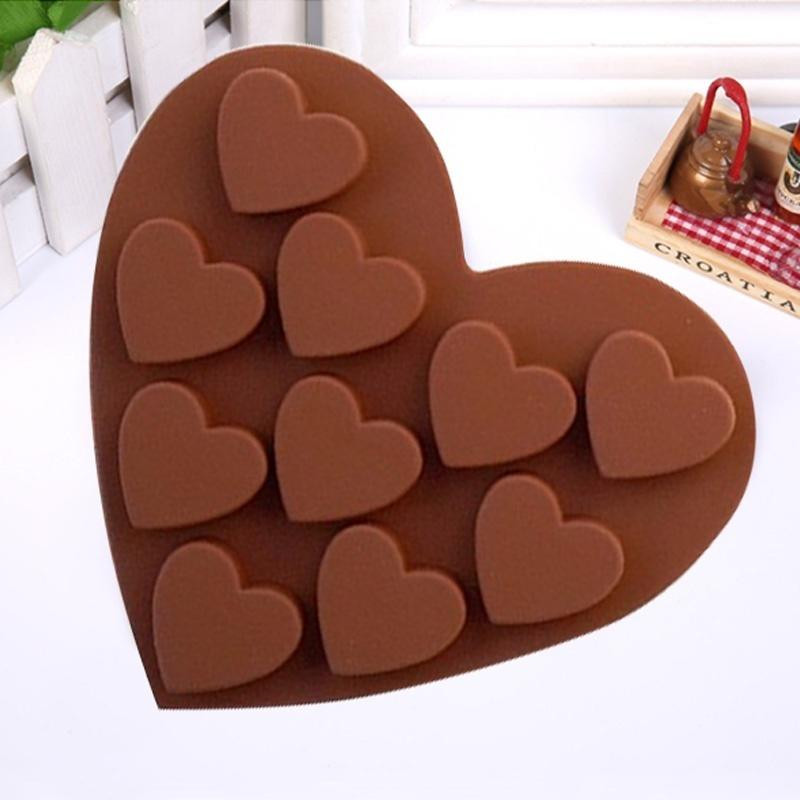 Formă din silicon pentru bomboane de culoare maro - Inimă