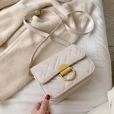 Geanta de dama moderna cu maner lung in trei culori