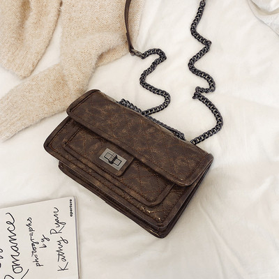 Geanta de dama moderna din piele ecologica cu lant in patru culori