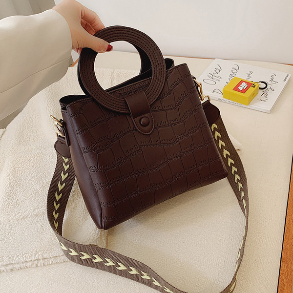 Geanta de dama din piele cu doua manere in mai multe culori