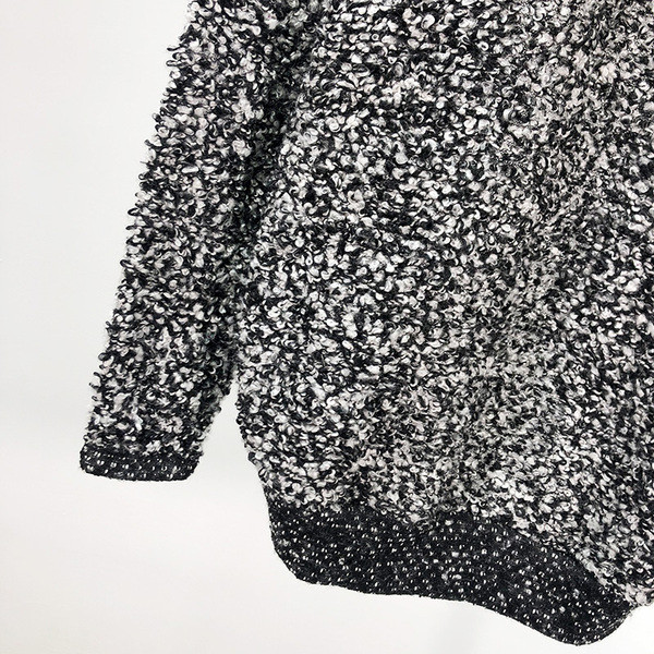 Vestă lungă groasă fără închidere de culoare gri