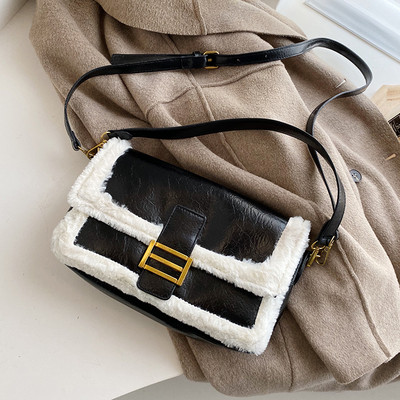 Geanta de dama moderna cu puf in trei culori