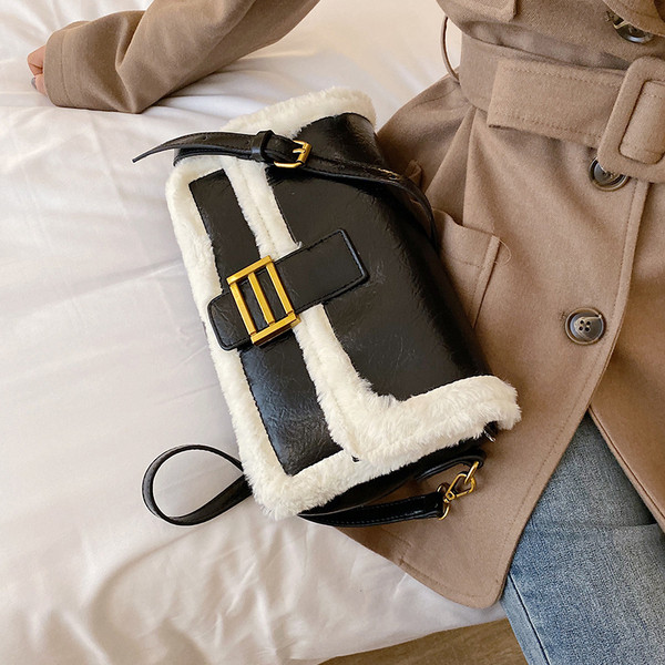 Geanta de dama moderna cu puf in trei culori