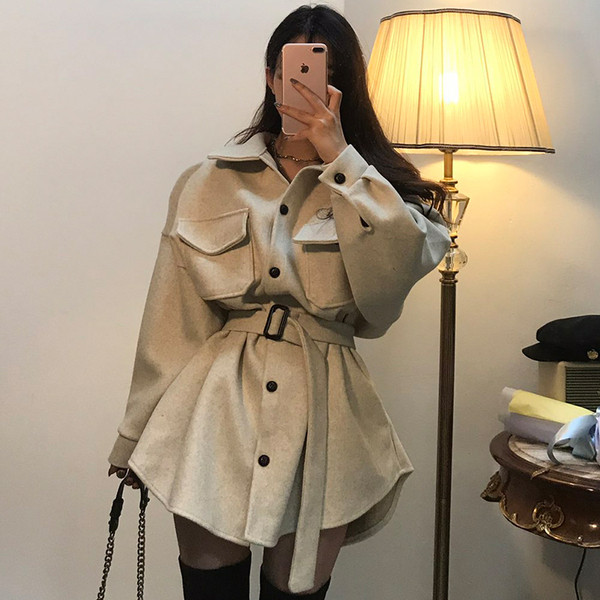 Palton de dama model nou cu curea in talie si buzunare mari in doua culori