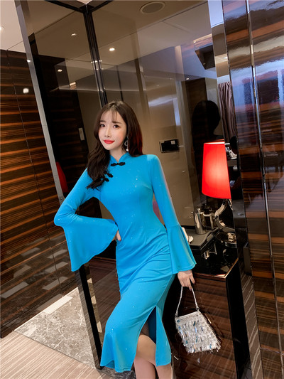 Rochie moderna de dama cu maneci lotus in roz si albastru