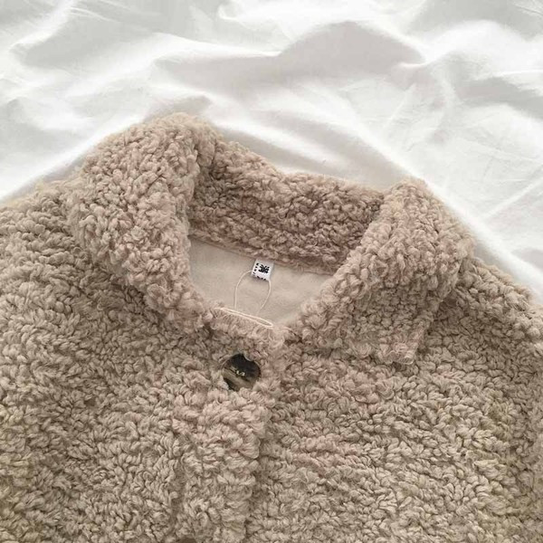 Ежедневно дамско палто с копчета и джоб в три цвята