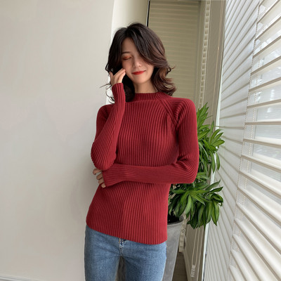 Bluză de damă cu mâneci lungi și decolteu oval în mai multe culori