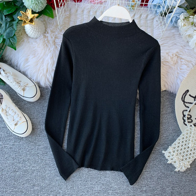 Γυναικείο πουλόβερ με χαμηλό κολάρο σε διάφορα χρώματα