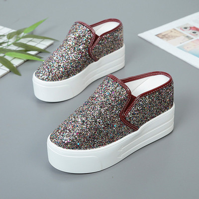 Fényes hatású női alkalmi cipő több színben