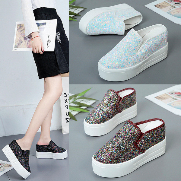 Fényes hatású női alkalmi cipő több színben